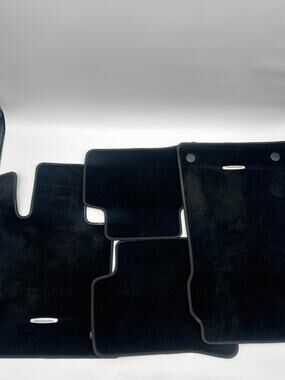 OEM Mercedes-Benz Carpet Floor Mats Set of 4 Black A2046806148 C-Class W204